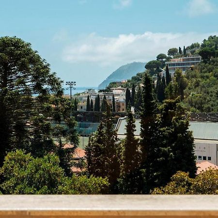 Parco Villa Fiske 2 Alassio Exteriér fotografie